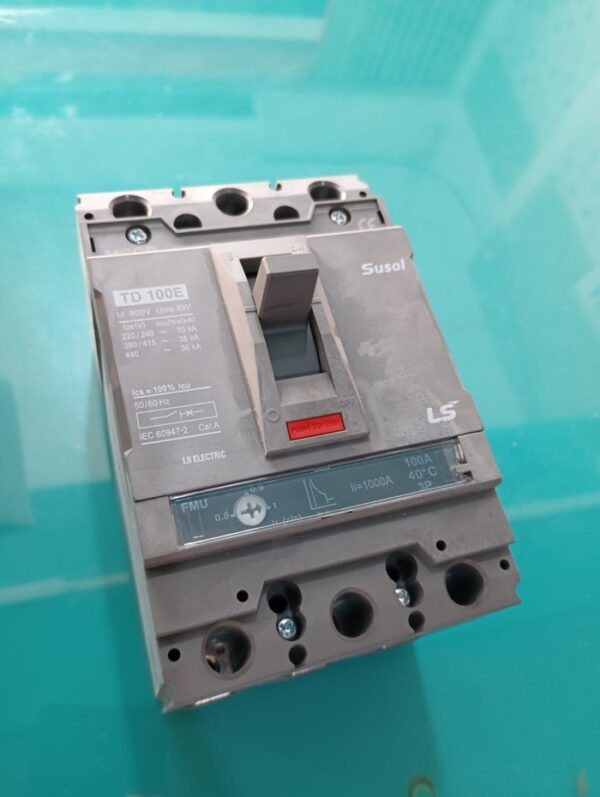 LS Electric MCCB 3P 80-100A 36kA TD100E-FMU-100A-3P - Gambar 3