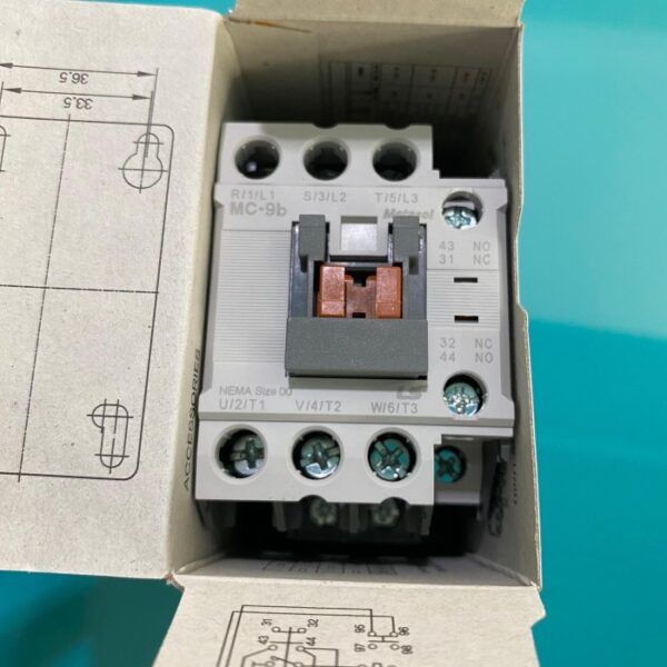 LS Electric CONTACTOR 3P 5.5kW 12A AC-3 380/440V 1NO+1NC MC9B 11 AC230 - Gambar 3
