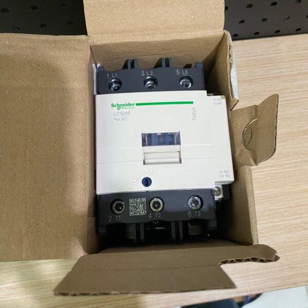 SCHNEIDER CONTACTOR LC1D95M7 - Gambar 2