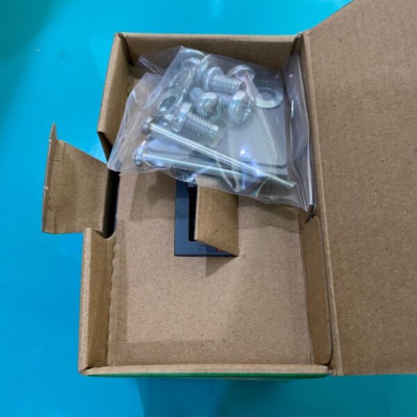 SCHNEIDER MCCB 3P 100A EZC100F3100 - Gambar 3
