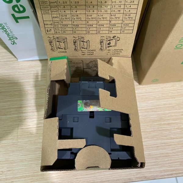 SCHNEIDER CONTACTOR LC1D40AM7 - Gambar 2