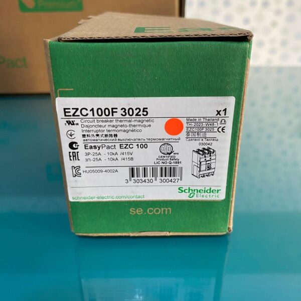 SCHNEIDER MCCB 3P 25A EZC100F3025 - Gambar 2